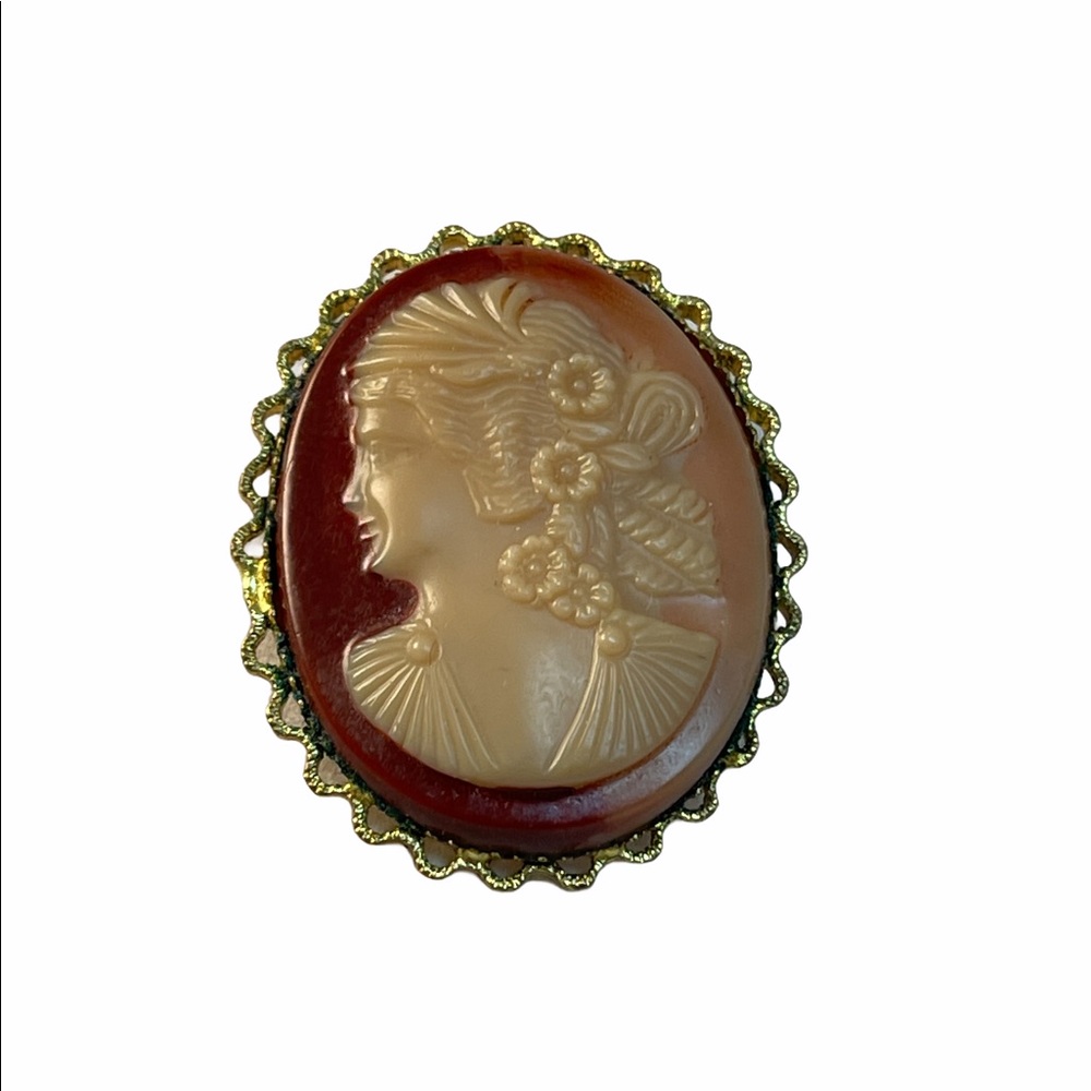 Antique oranate gold finish Celluloid cameo brooch - Picture 3 of 4